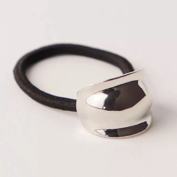 Free People Mini Molly Pony Silver OS - Picture 2 of 9